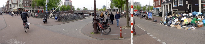 Chavannes.nl_amsterdam_garbage_may10.jpg