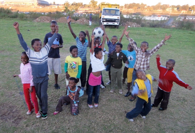 Chavannes.nl_may10_soweto_kids_yeah.jpg