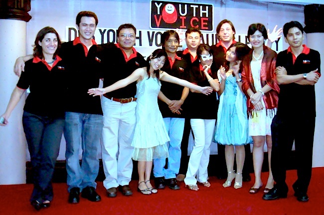 DVB%20YV%20grouppic%20blog.jpg