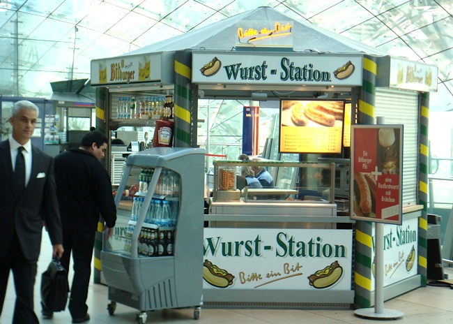 P_wurst_station.jpg