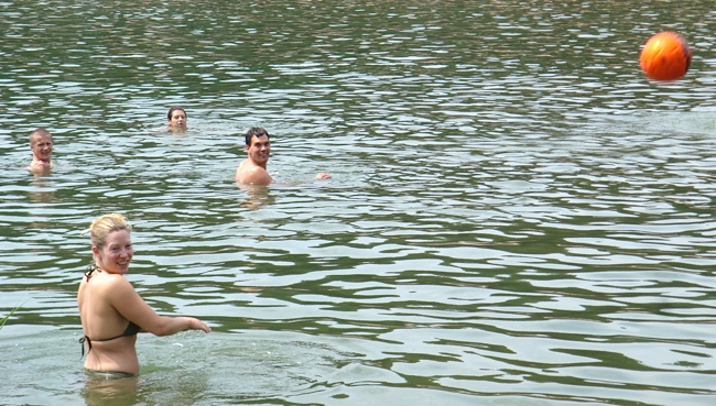 Paddo_launch_water.jpg