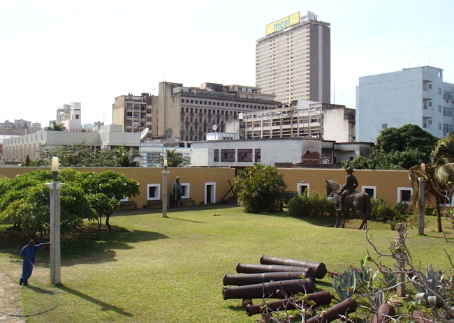 maputo_fort_courtyard.jpg