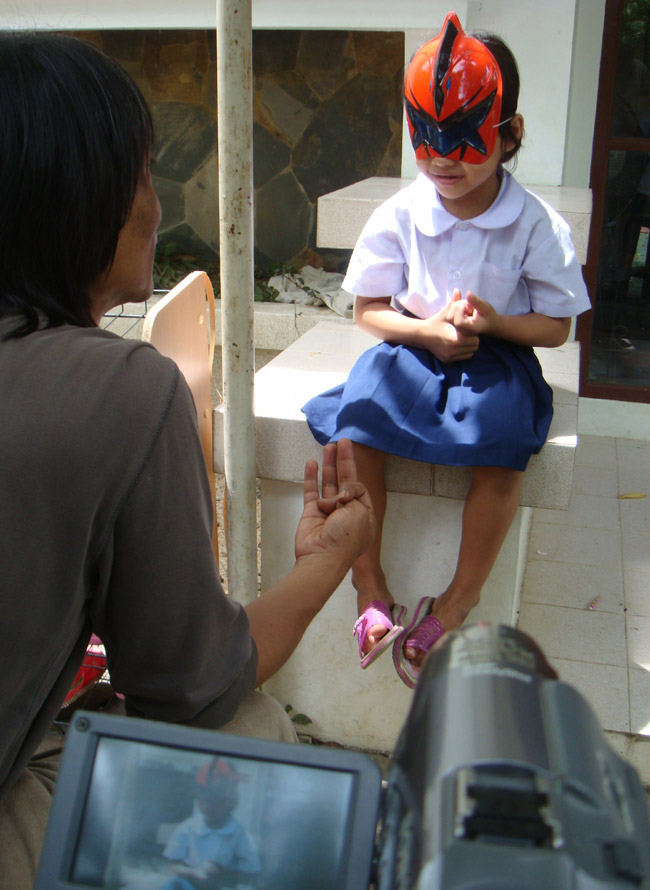 mask-girl.jpg