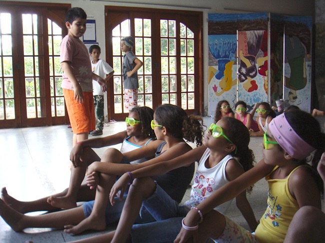 theatre_kids_rio.jpg
